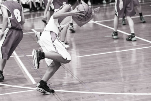 「学校が減る時代に、15年契約は合理的なのか」　体育館エアコンPFIが抱える“見えない将来コスト”　